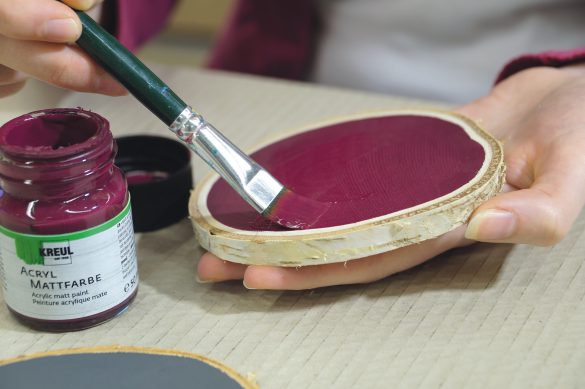 Како да создадете елегантна релјефна уметност од пена плоча на платно: упатство чекор по чекор