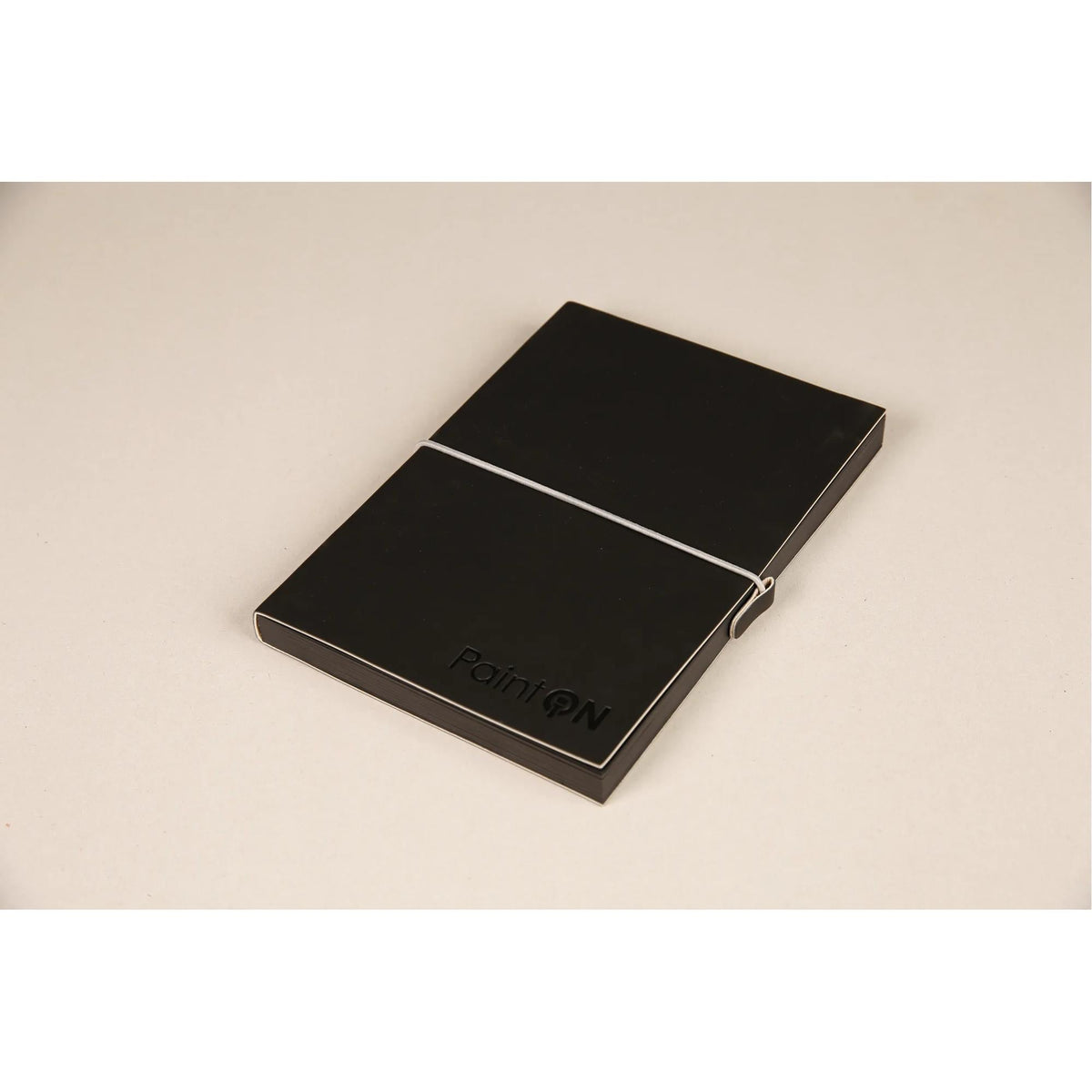 Блок црна хартија CLAIREFONTAINE Paint'On 250 g/m² - 32 листа (A5 – 14 x 14 cm)