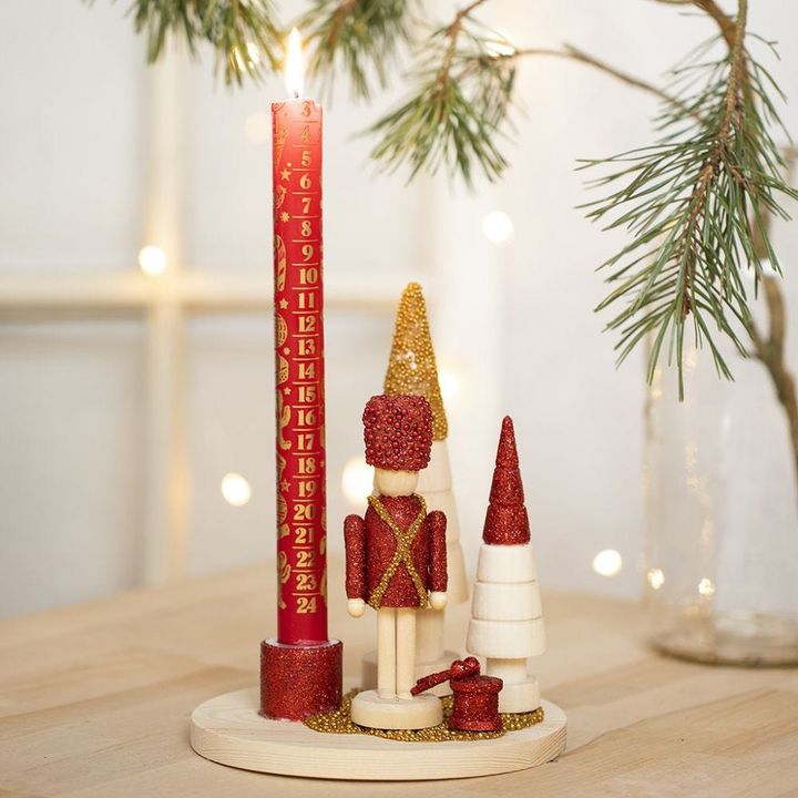 Дрвена фигура за декорација - Крцко Оревче 18 cm - 3