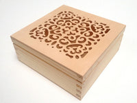 Кутија за накит со украсен капак - 15 x 15 cm